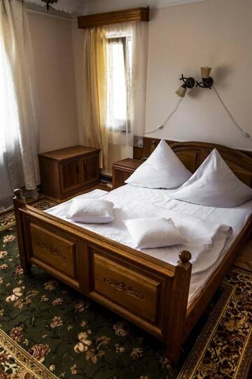 Фотографии Гостевой дом Casa Comfort г. Кымпулунг-Молдовенеск (Румыния) №2 Фото Гостевой дом Casa Comfort г. Кымпулунг-Молдовенеск 2