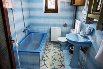 Фотографии Гостевой дом Casa Comfort г. Кымпулунг-Молдовенеск (Румыния) №3 Фото Гостевой дом Casa Comfort г. Кымпулунг-Молдовенеск 3