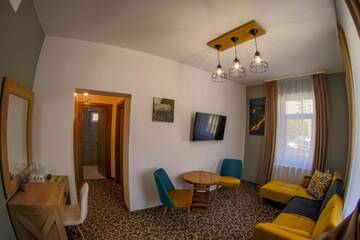Фото номера Апартаменты - 1-й этаж Отели типа «постель и завтрак» Residence Rooms Bucovina г. Кымпулунг-Молдовенеск 7