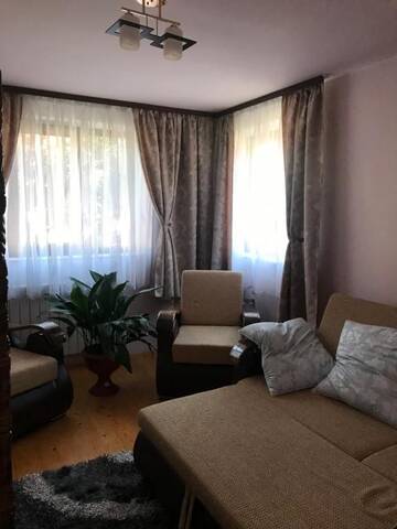 Фото номера Двухместный номер с 1 кроватью, вид на сад Гостевой дом Casa Cristi г. Кымпулунг-Молдовенеск 23